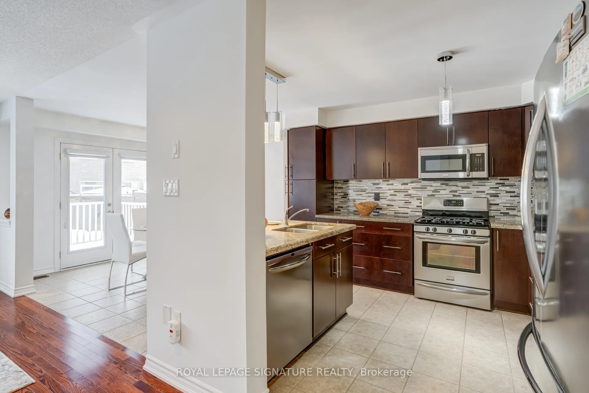 Photo 17 of 1343 Cronk Court, Oshawa, Eastdale — HOMEH
