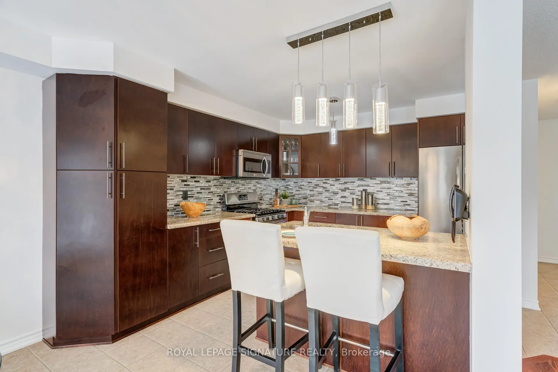 Photo 23 of 1343 Cronk Court, Oshawa, Eastdale — HOMEH