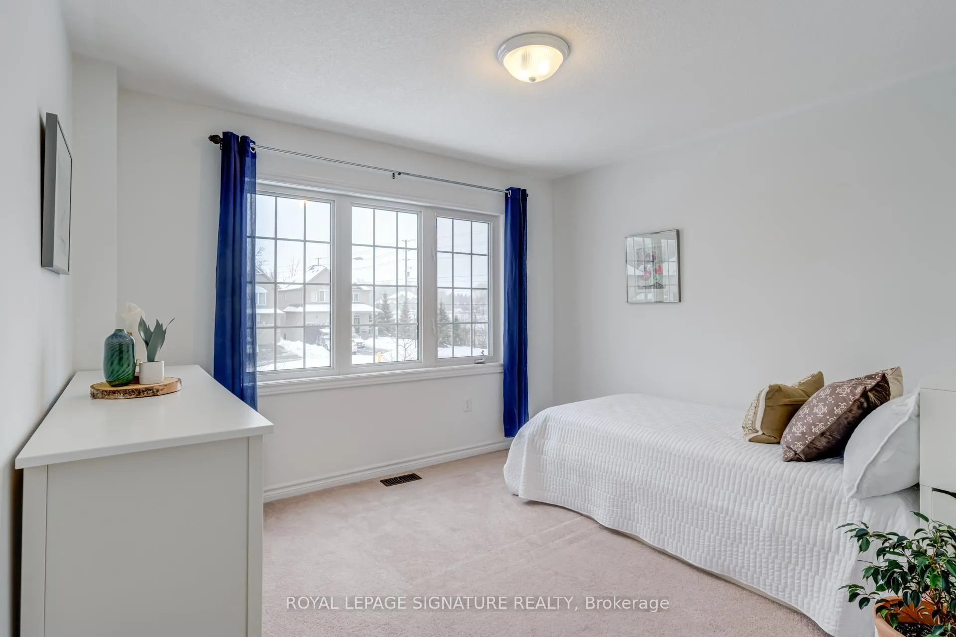 Photo 36 of 1343 Cronk Court, Oshawa, Eastdale — HOMEH