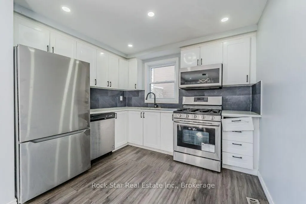Photo 7 of 77 Timberlane Crescent, Kitchener, Forest Heights — HOMEH