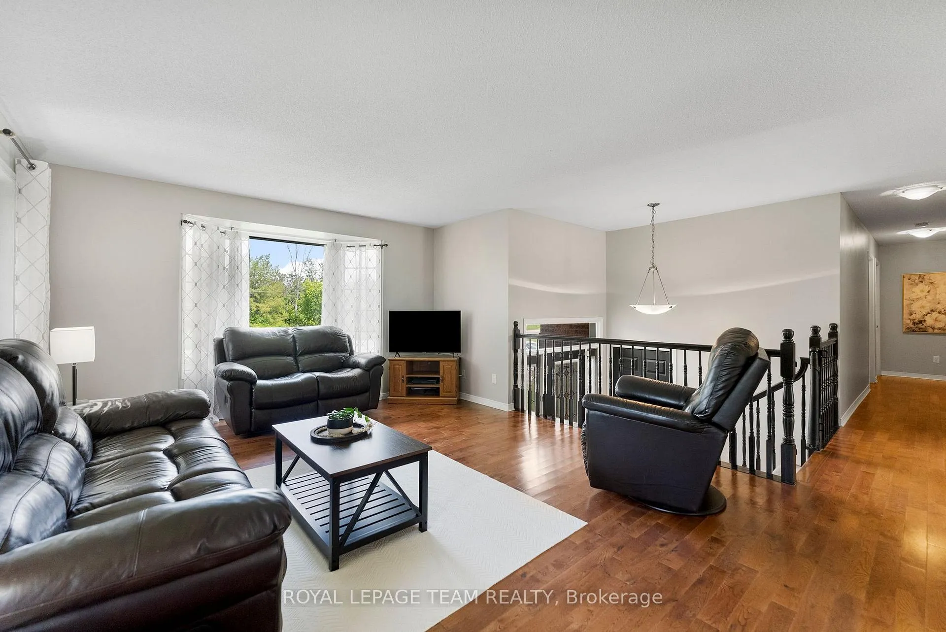 Photo 6 of 79 Mountain View Road, McNab/Braeside, Mcnab/Braeside Twps — HOMEH