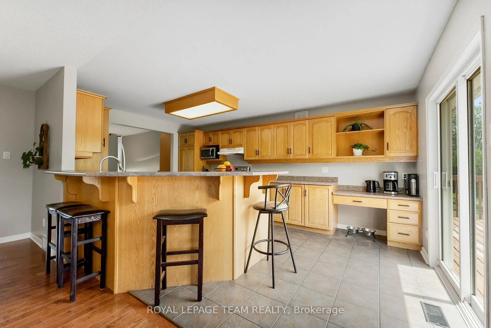 Photo 10 of 79 Mountain View Road, McNab/Braeside, Mcnab/Braeside Twps — HOMEH