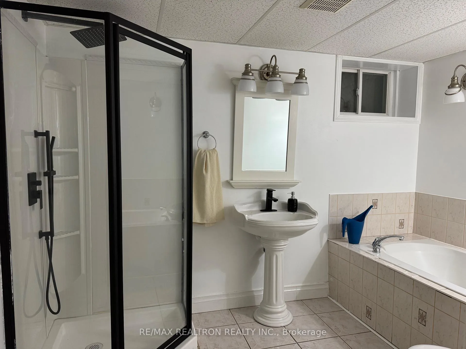 Photo 13 of 724 Phillip Murray Avenue, Oshawa, Lakeview — HOMEH