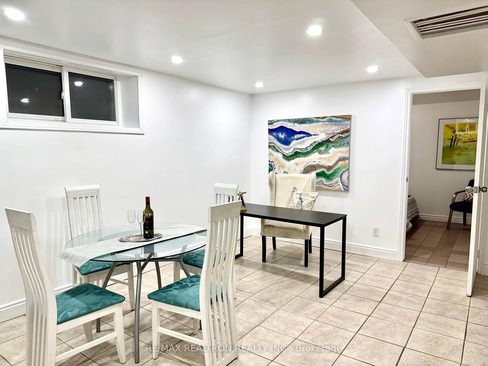Photo 16 of 724 Phillip Murray Avenue, Oshawa, Lakeview — HOMEH