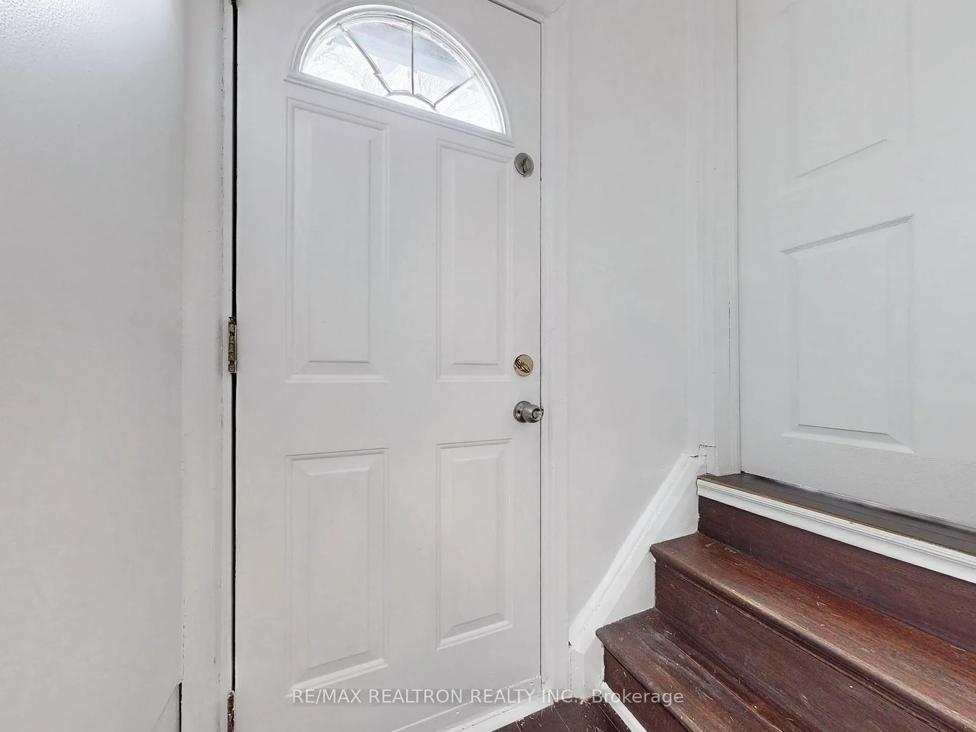 Photo 19 of 724 Phillip Murray Avenue, Oshawa, Lakeview — HOMEH