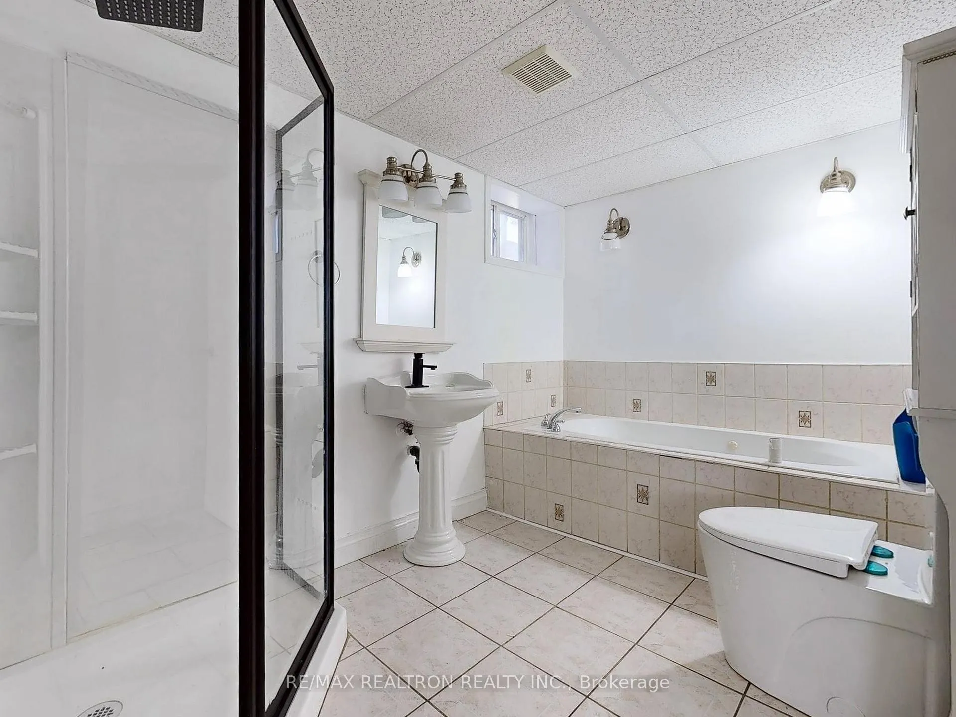 Photo 27 of 724 Phillip Murray Avenue, Oshawa, Lakeview — HOMEH