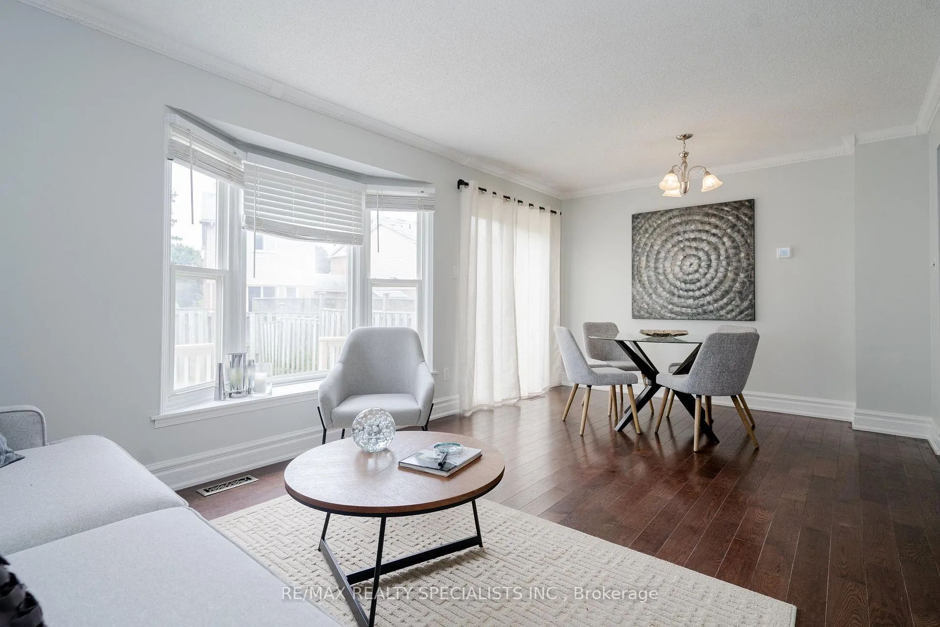 Photo 10 of 16 Mullis Crescent, Brampton, Fletcher's West — HOMEH