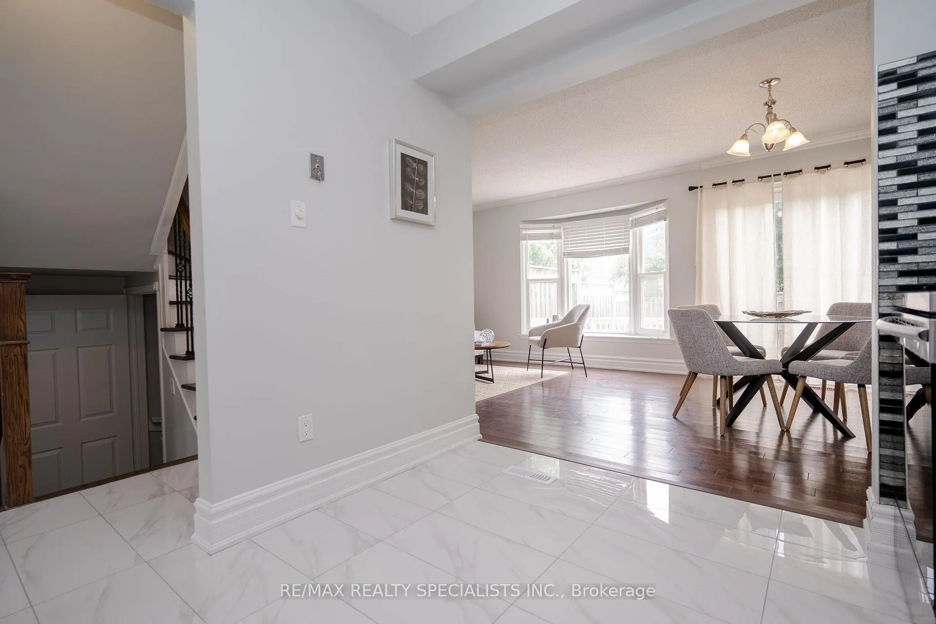 Photo 16 of 16 Mullis Crescent, Brampton, Fletcher's West — HOMEH