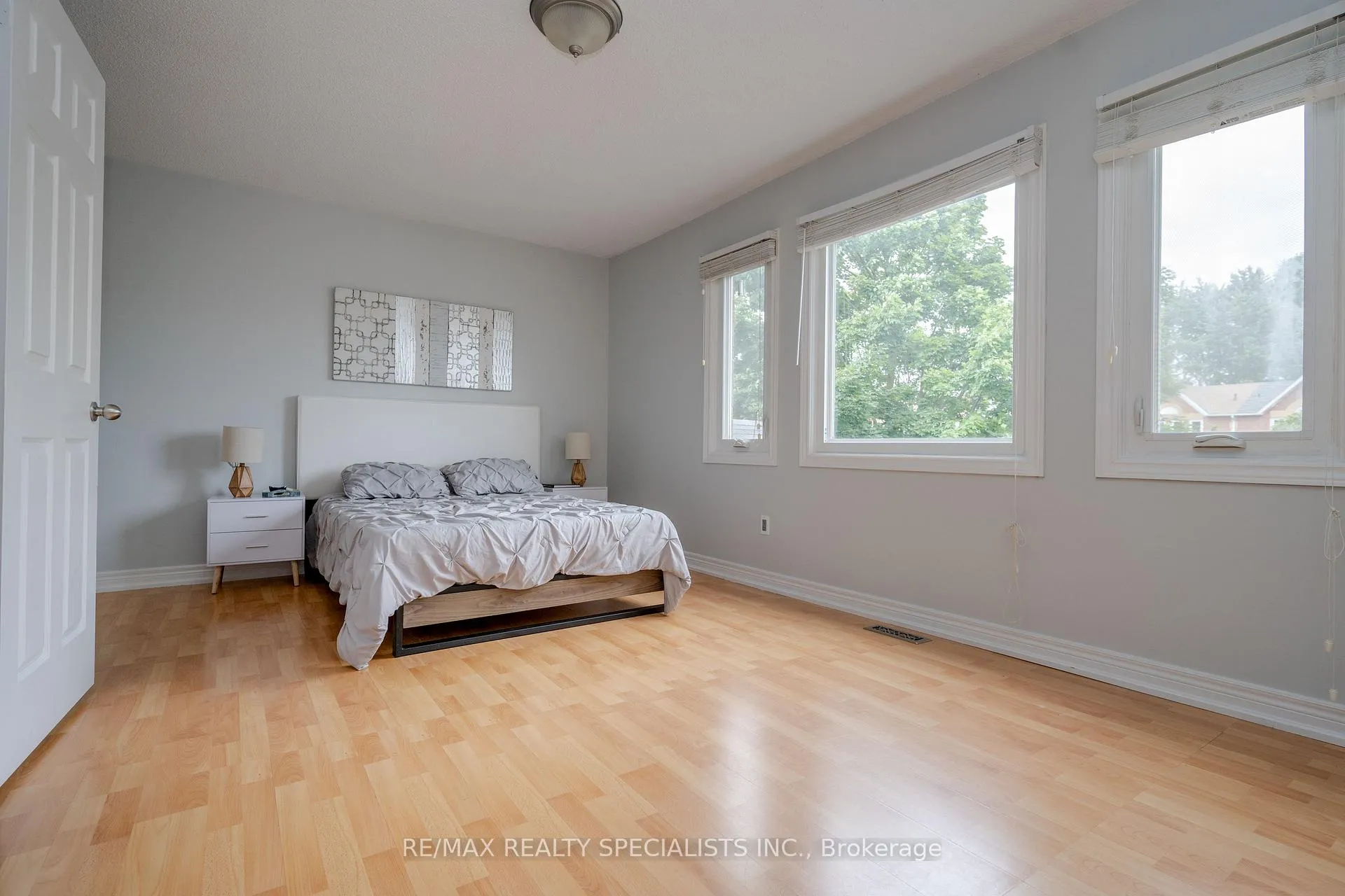 Photo 21 of 16 Mullis Crescent, Brampton, Fletcher's West — HOMEH