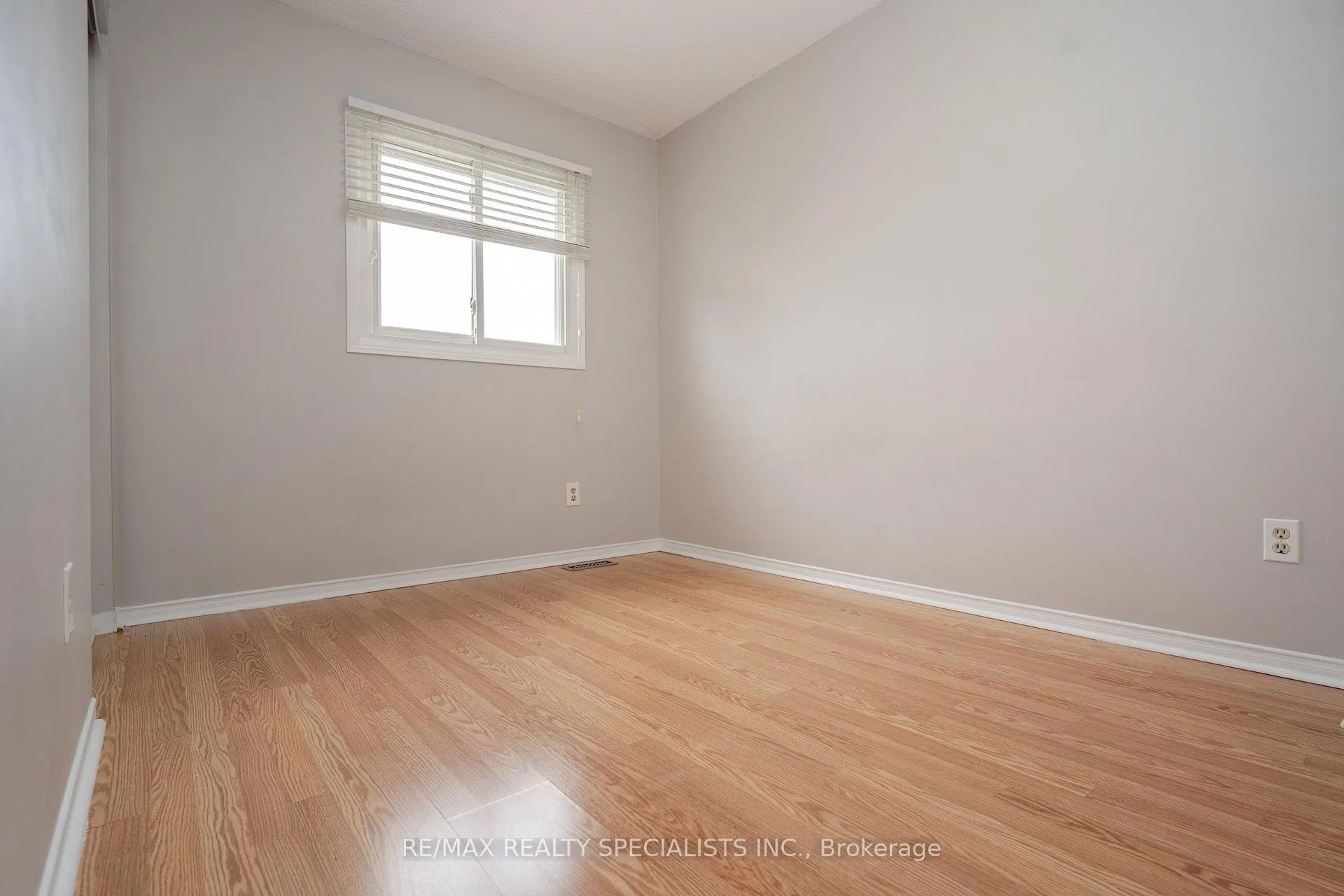 Photo 27 of 16 Mullis Crescent, Brampton, Fletcher's West — HOMEH