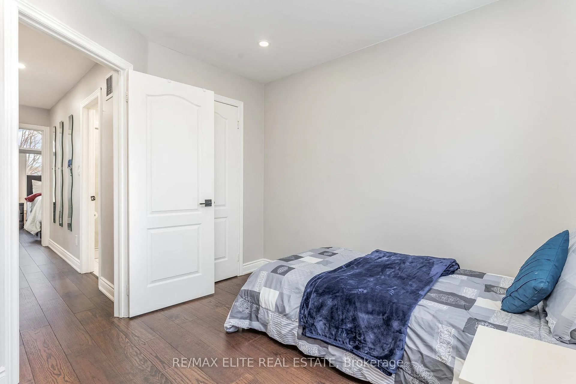 Photo 23 of 125 Ferdinand Avenue, Vaughan, Vellore Village — HOMEH
