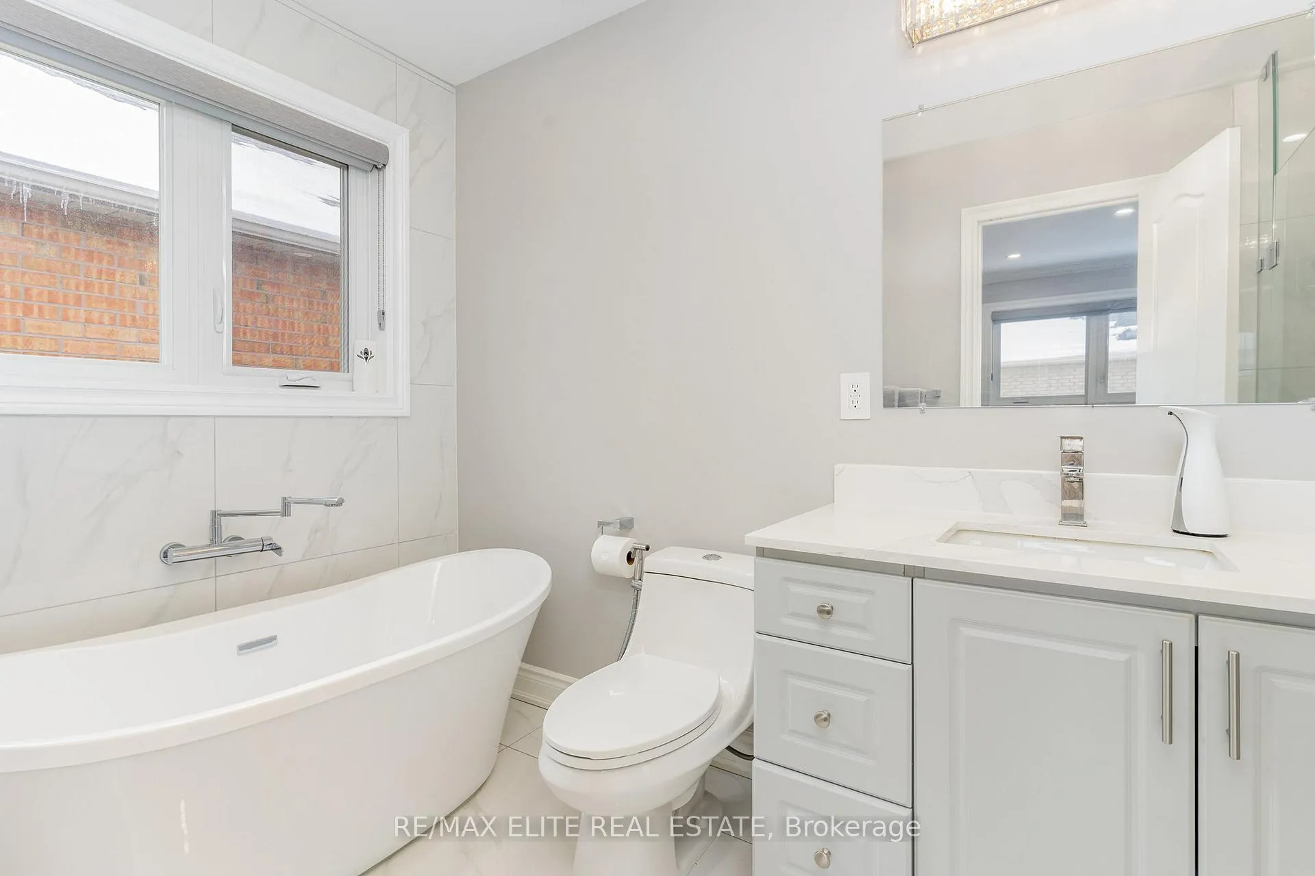 Photo 26 of 125 Ferdinand Avenue, Vaughan, Vellore Village — HOMEH