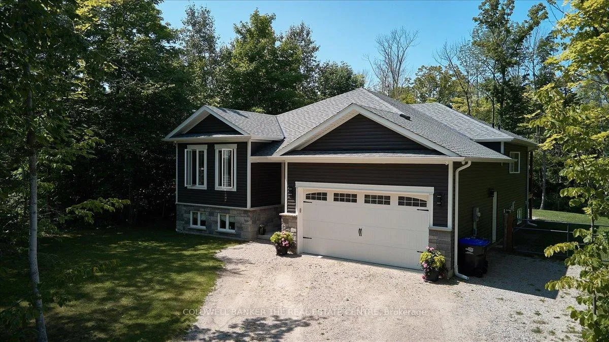 Photo 33 of 2435 Champlain Road, Tiny, Rural Tiny — HOMEH