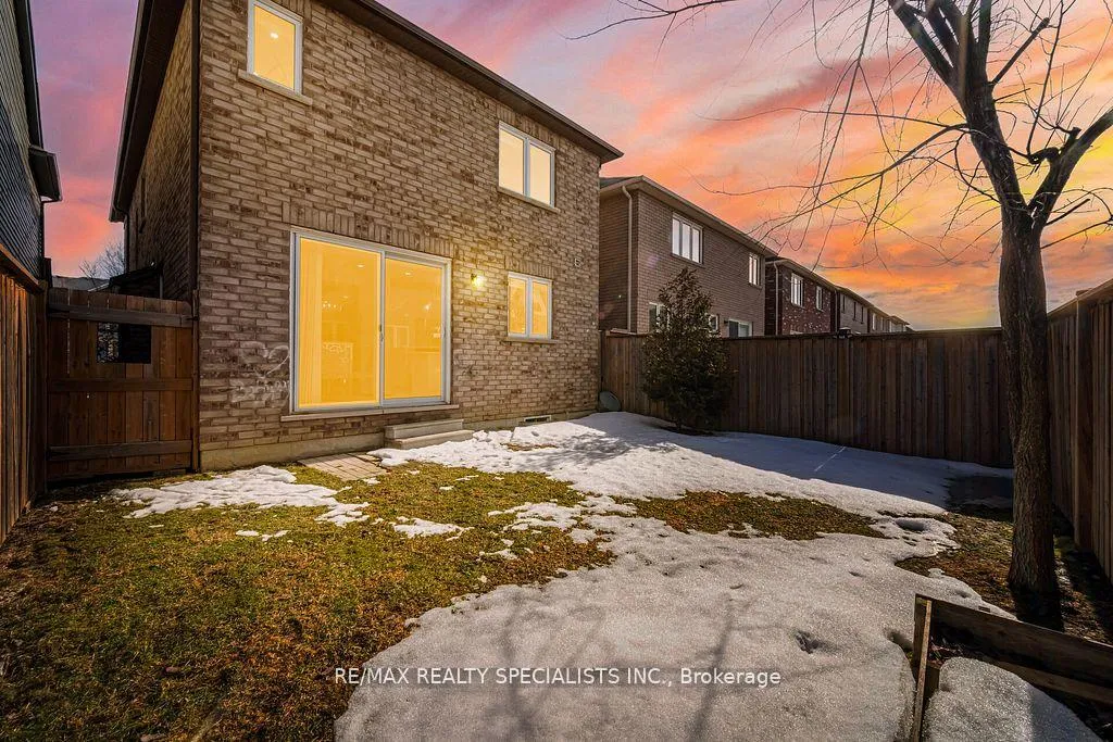 Photo 44 of 31 Enford Crescent, Brampton, Northwest Brampton — HOMEH