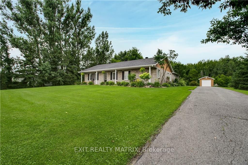 Photo 1 of 142 High Street, Champlain, Vankleek Hill — HOMEH