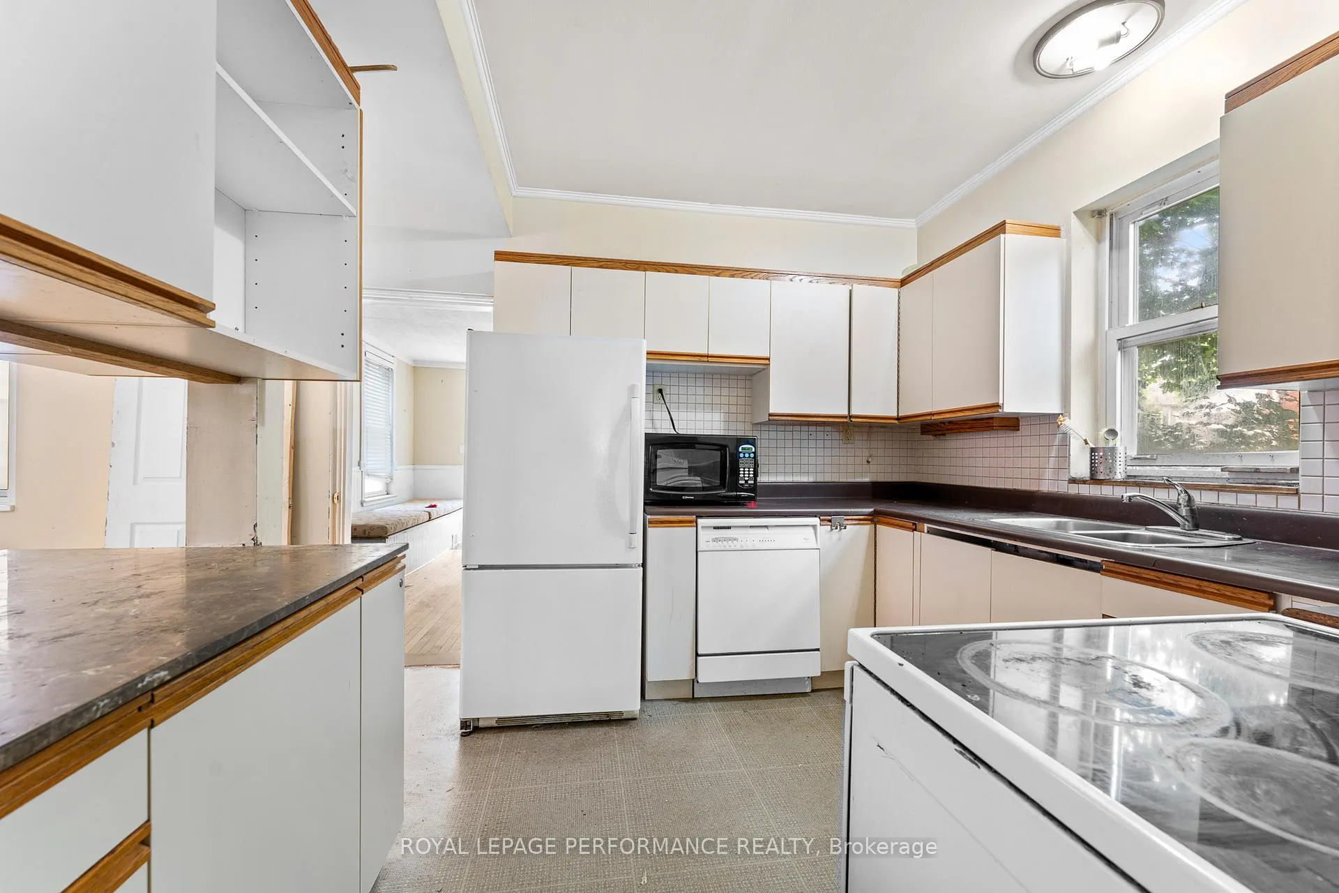 Photo 11 of 236 Britannia Road, Ottawa, Britannia — HOMEH