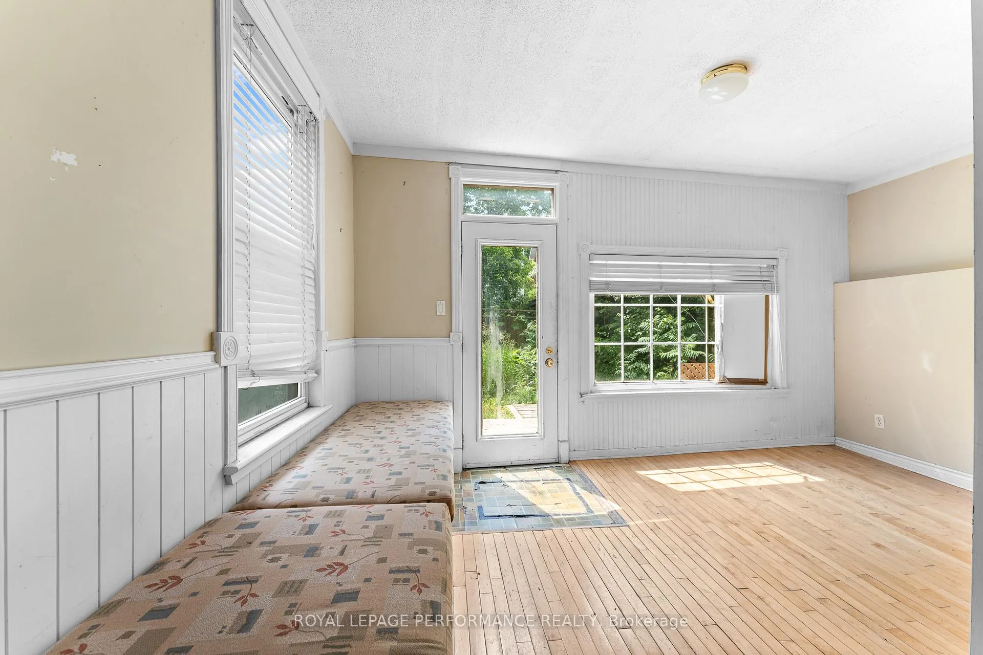 Photo 12 of 236 Britannia Road, Ottawa, Britannia — HOMEH