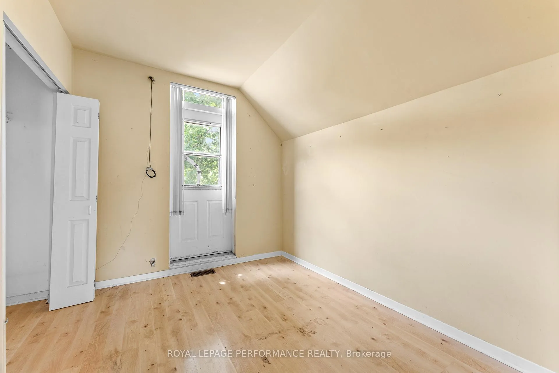 Photo 18 of 236 Britannia Road, Ottawa, Britannia — HOMEH