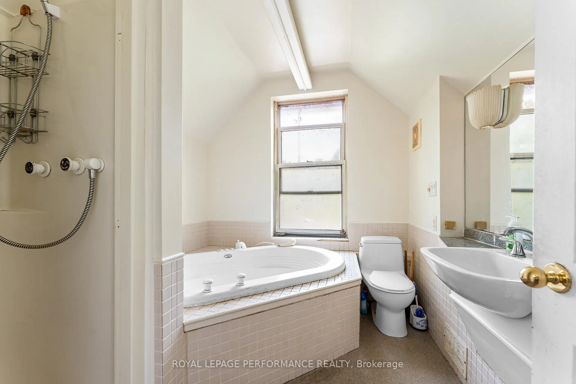 Photo 19 of 236 Britannia Road, Ottawa, Britannia — HOMEH