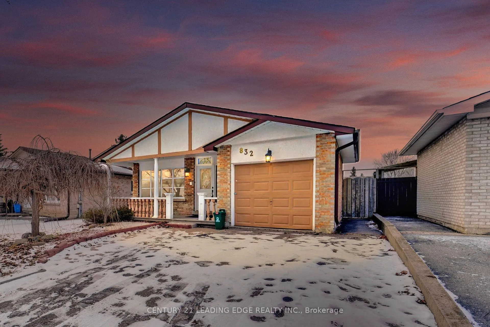 Photo 1 of 832 Donegal Avenue, Oshawa, Vanier — HOMEH