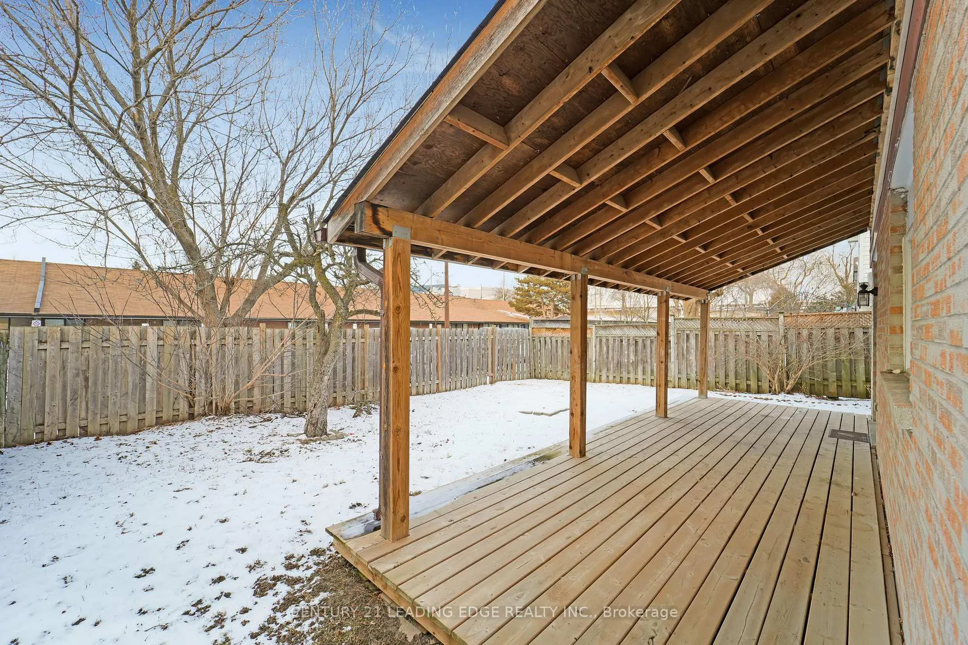 Photo 23 of 832 Donegal Avenue, Oshawa, Vanier — HOMEH