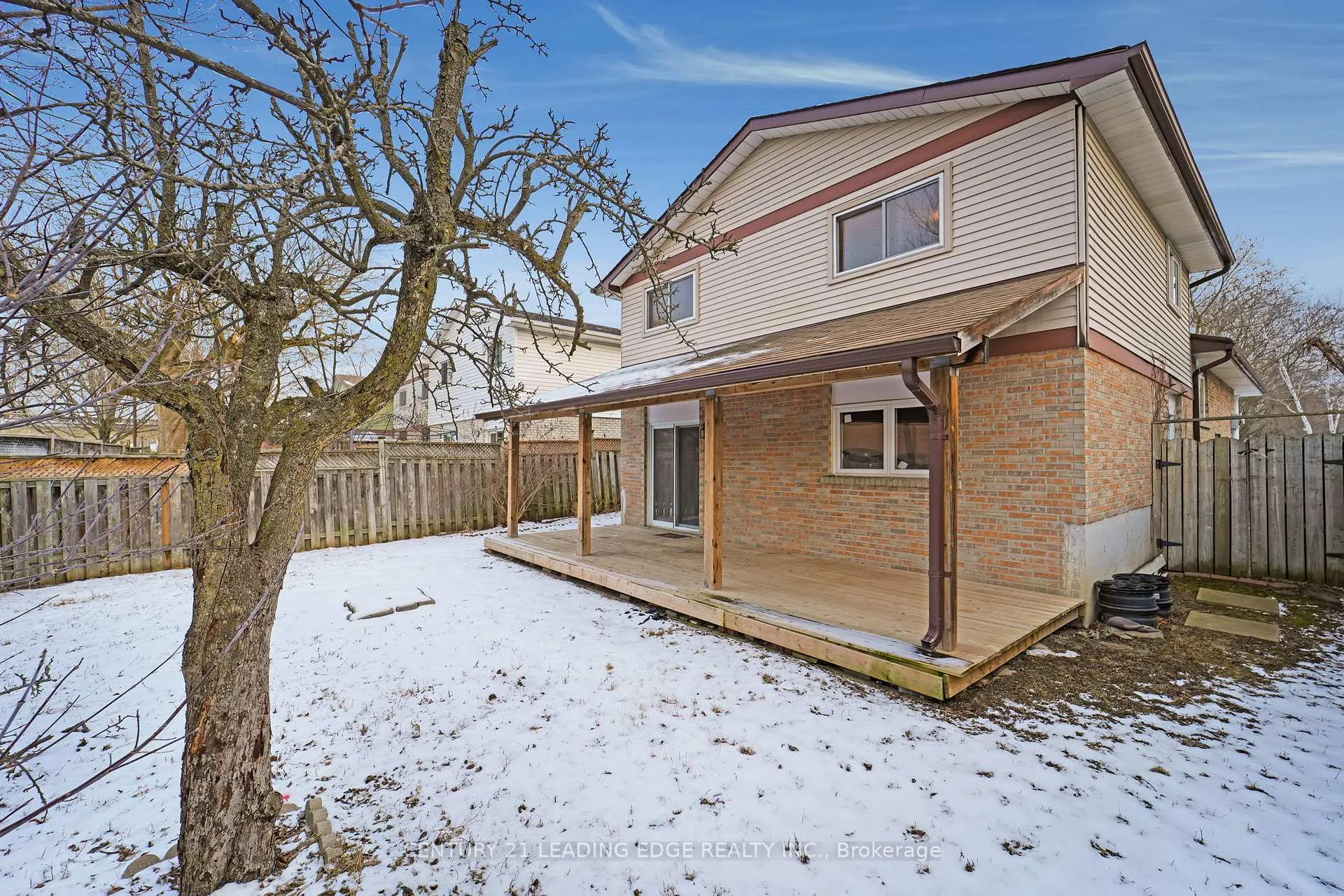 Photo 25 of 832 Donegal Avenue, Oshawa, Vanier — HOMEH