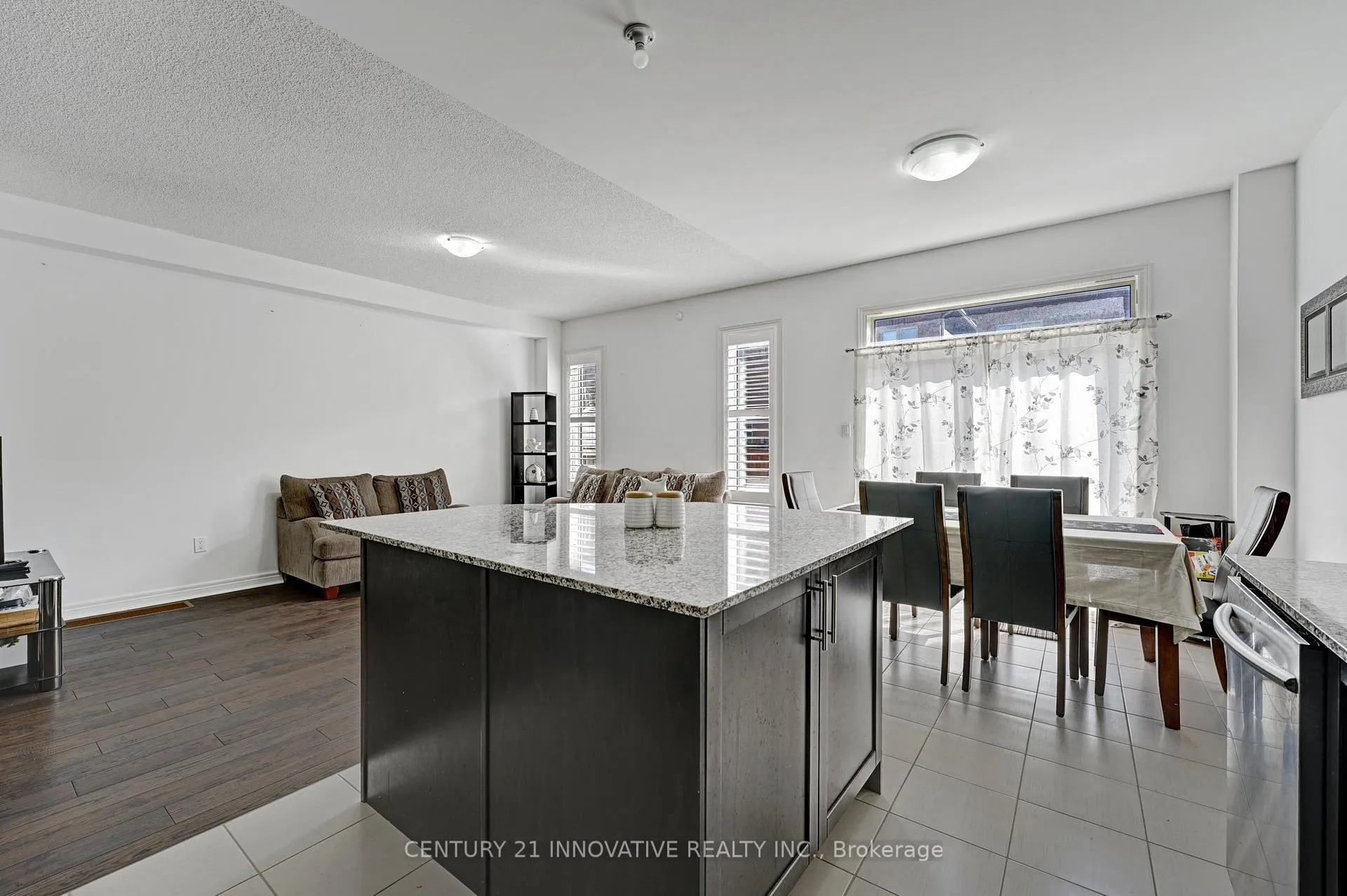 Photo 17 of 13 Pritchard Road, Brampton, Northwest Brampton — HOMEH
