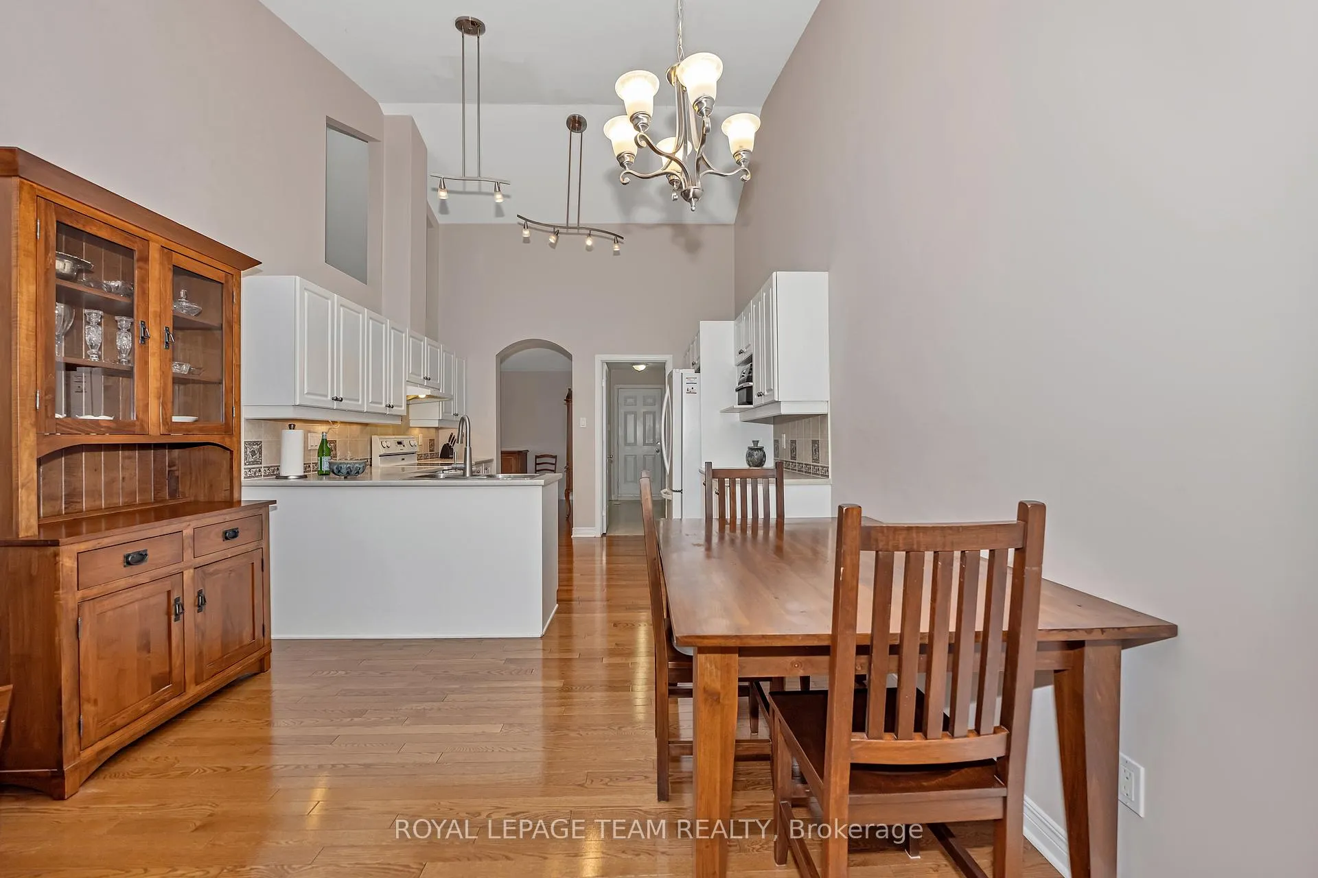 Photo 14 of 2 Peregrine Crescent, Ottawa, Kanata - Bridlewood — HOMEH