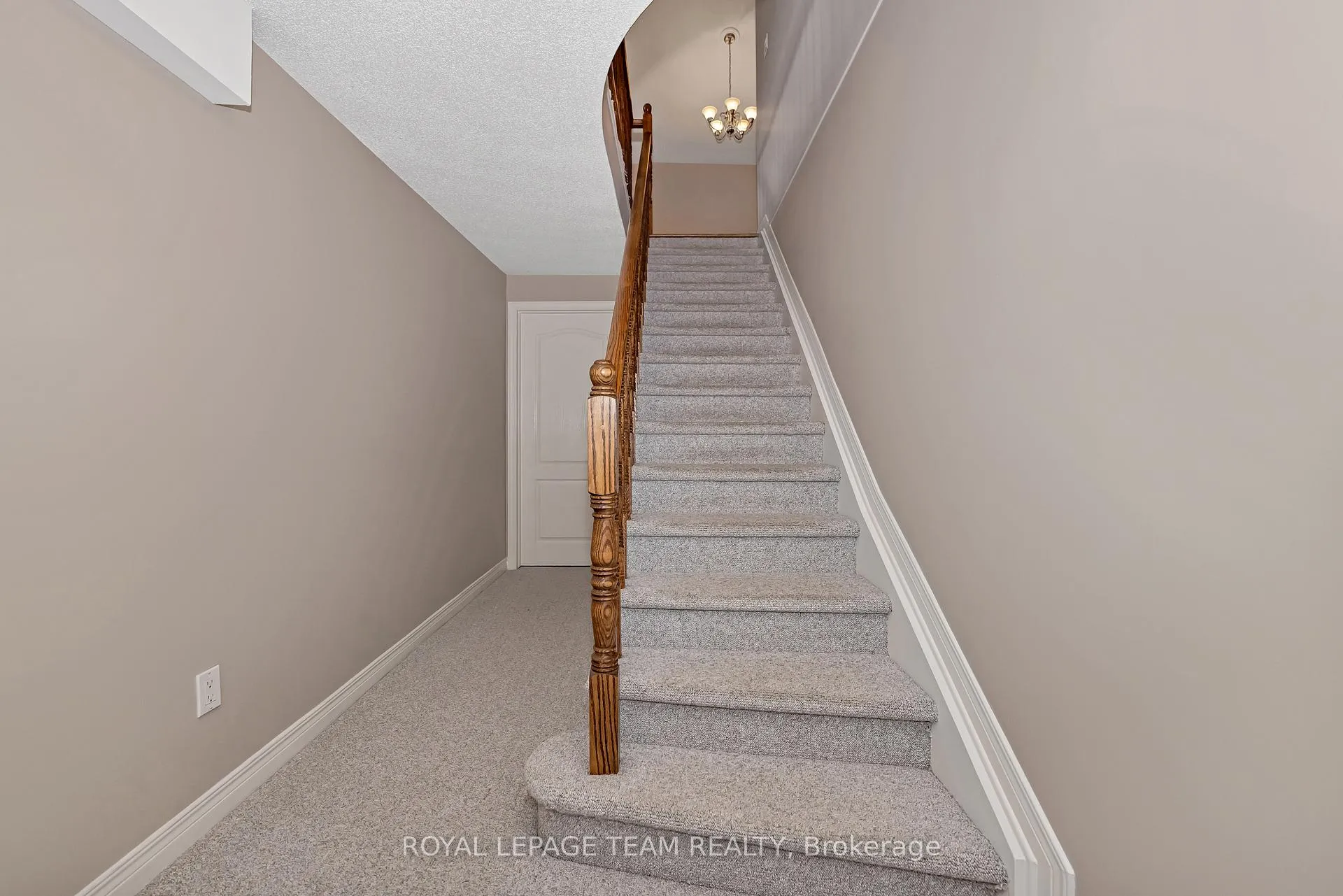 Photo 30 of 2 Peregrine Crescent, Ottawa, Kanata - Bridlewood — HOMEH