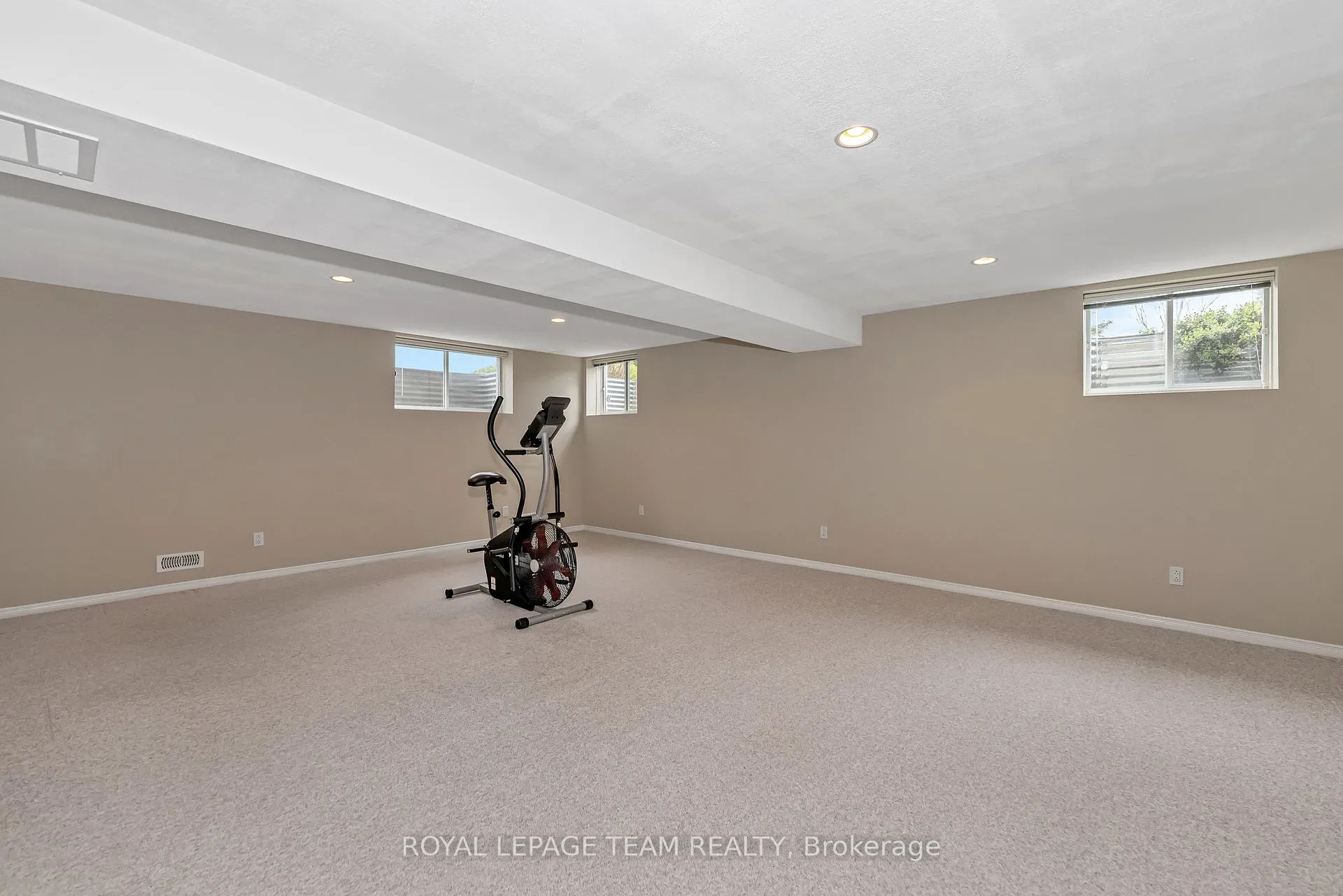 Photo 31 of 2 Peregrine Crescent, Ottawa, Kanata - Bridlewood — HOMEH