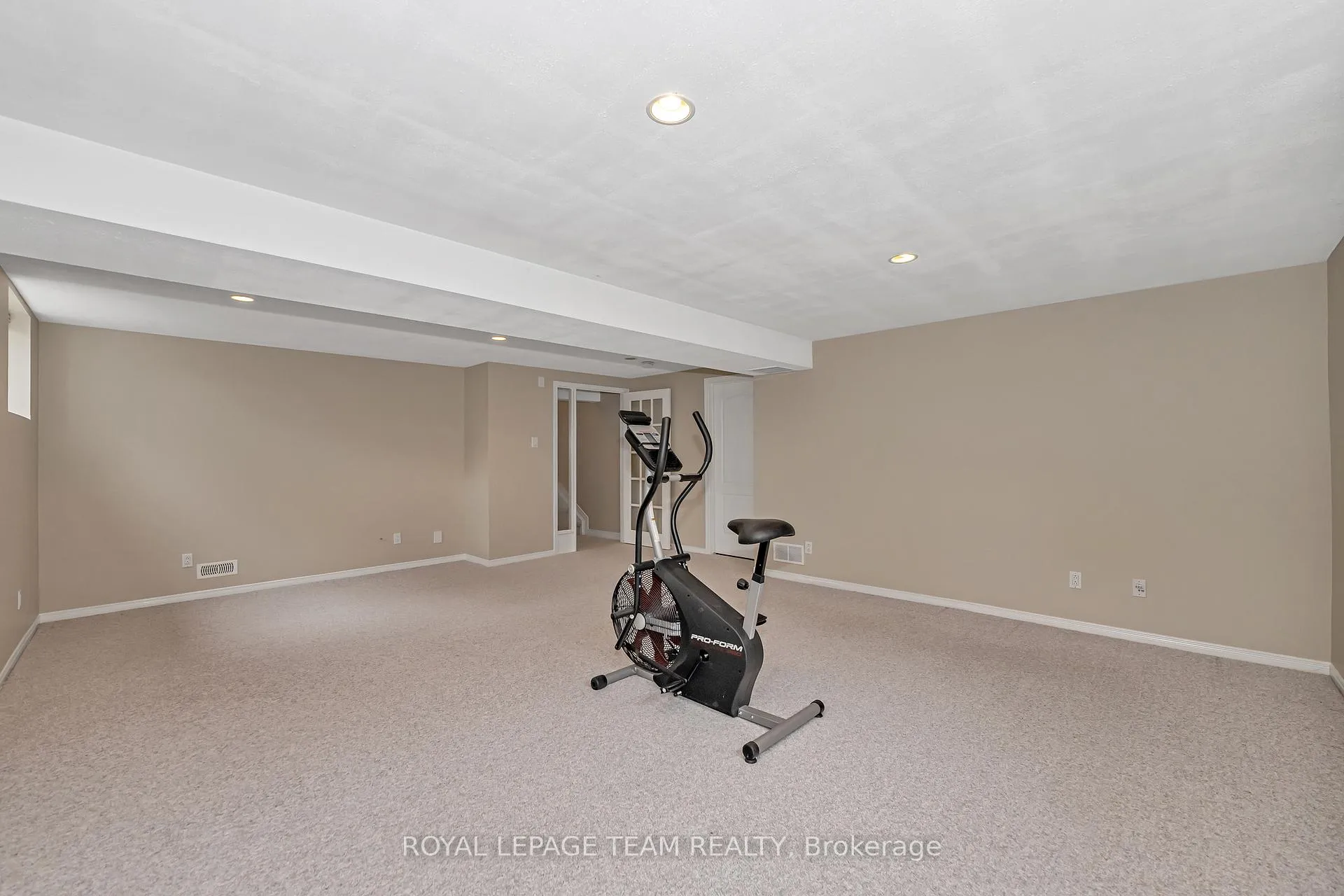 Photo 34 of 2 Peregrine Crescent, Ottawa, Kanata - Bridlewood — HOMEH
