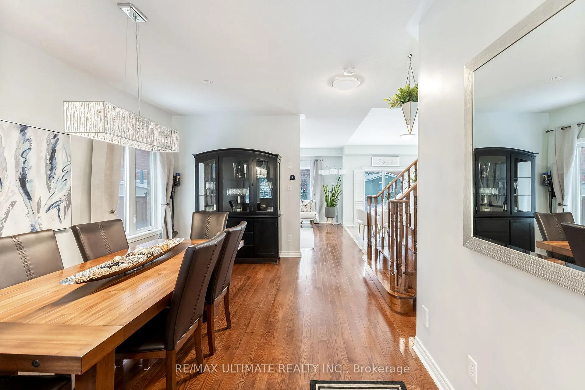 Photo 4 of 9 Foxbury Road, Uxbridge — HOMEH