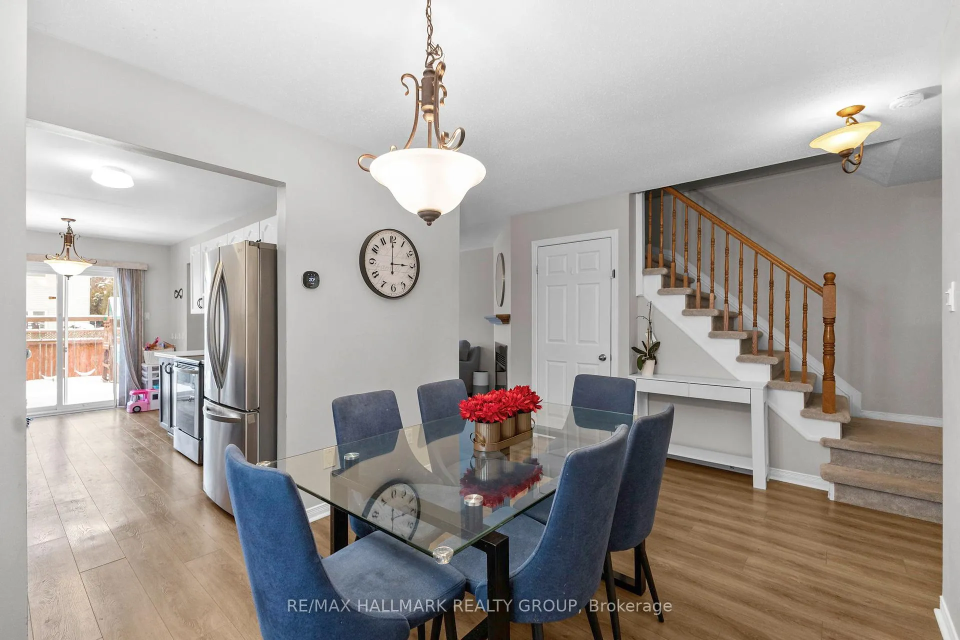 Photo 6 of 37 Roblyn Way, Ottawa, Barrhaven East — HOMEH