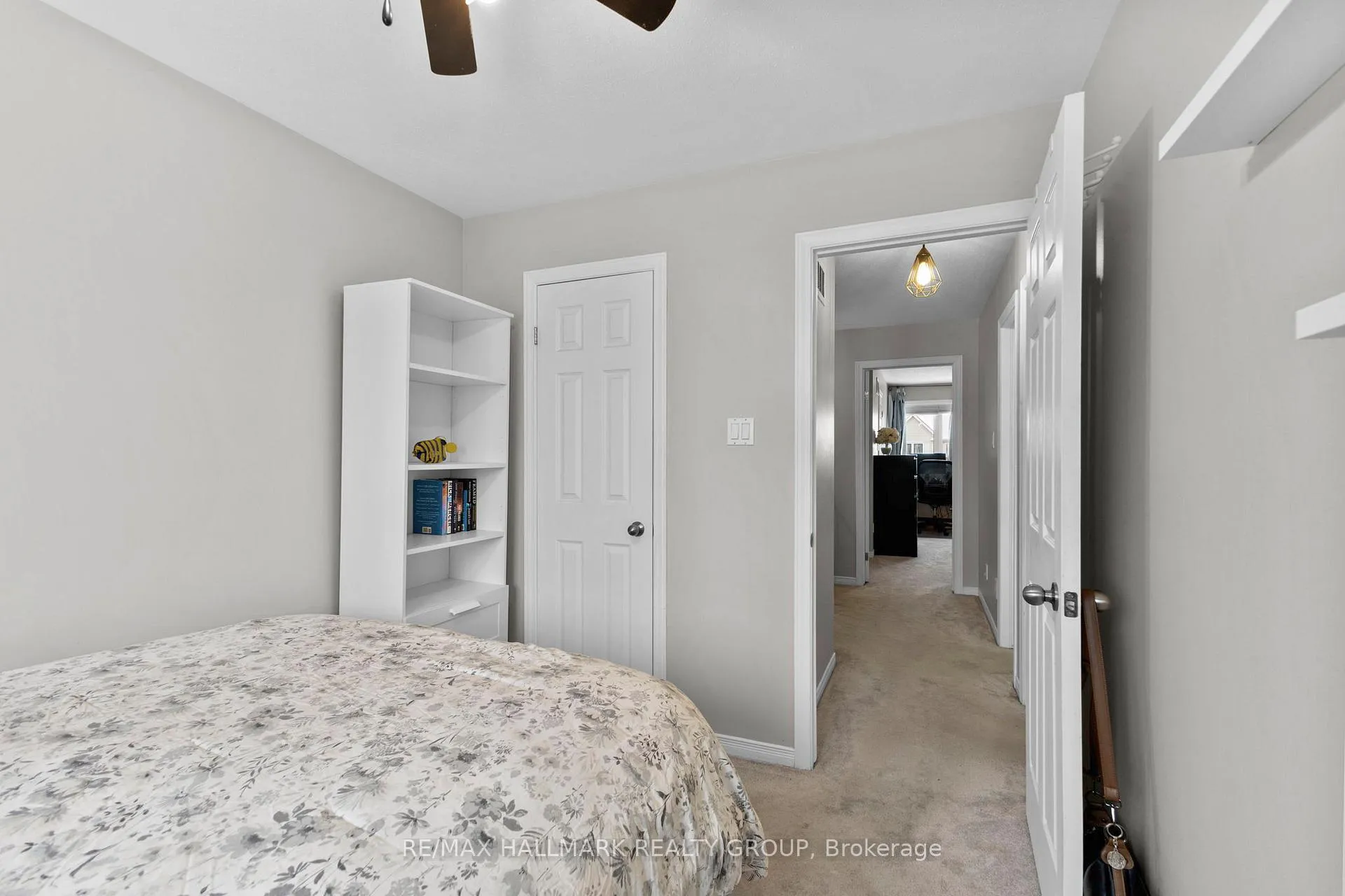 Photo 24 of 37 Roblyn Way, Ottawa, Barrhaven East — HOMEH