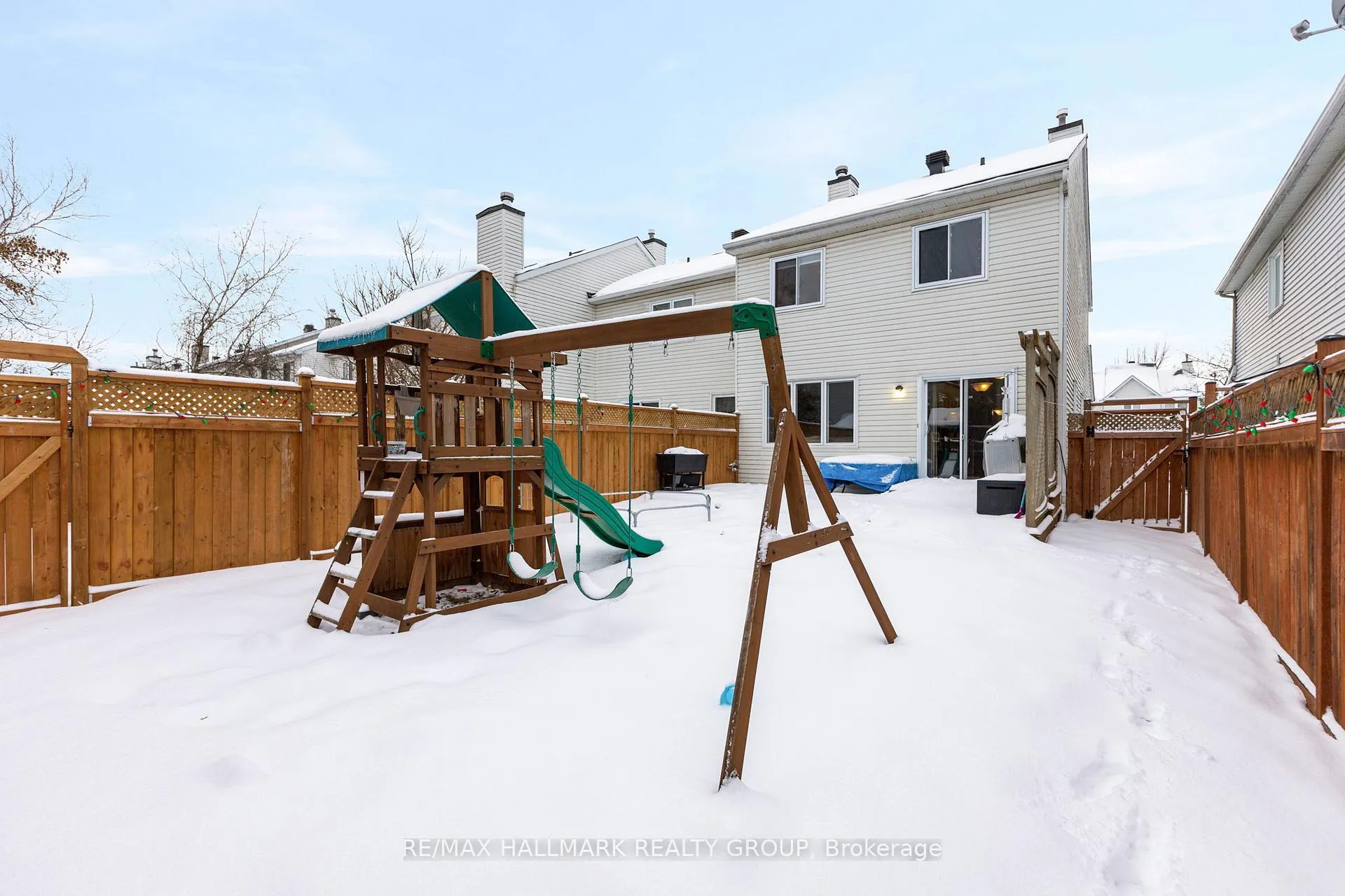Photo 31 of 37 Roblyn Way, Ottawa, Barrhaven East — HOMEH