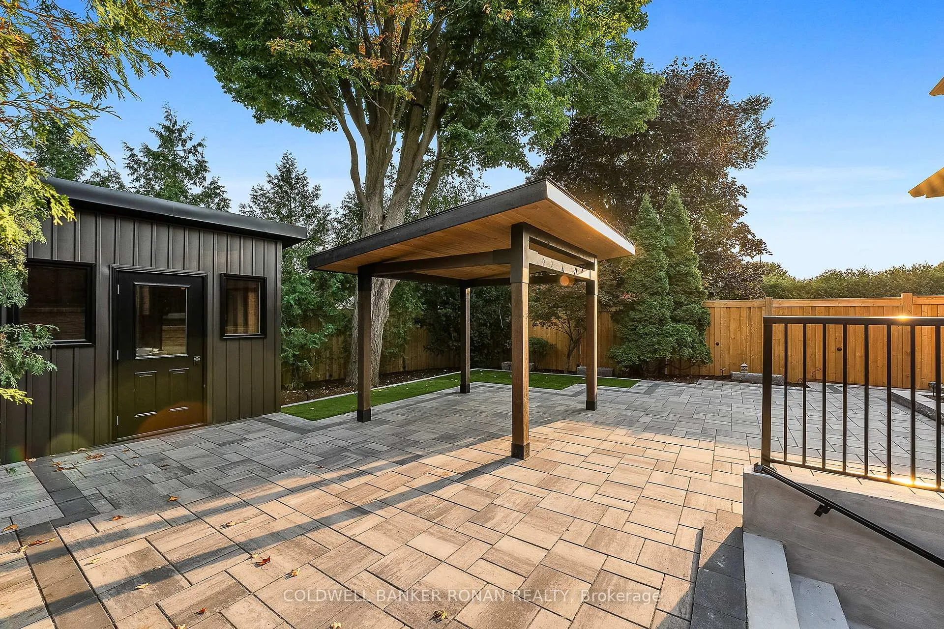 Photo 37 of 1437 Manitou Court, Oshawa, Samac — HOMEH