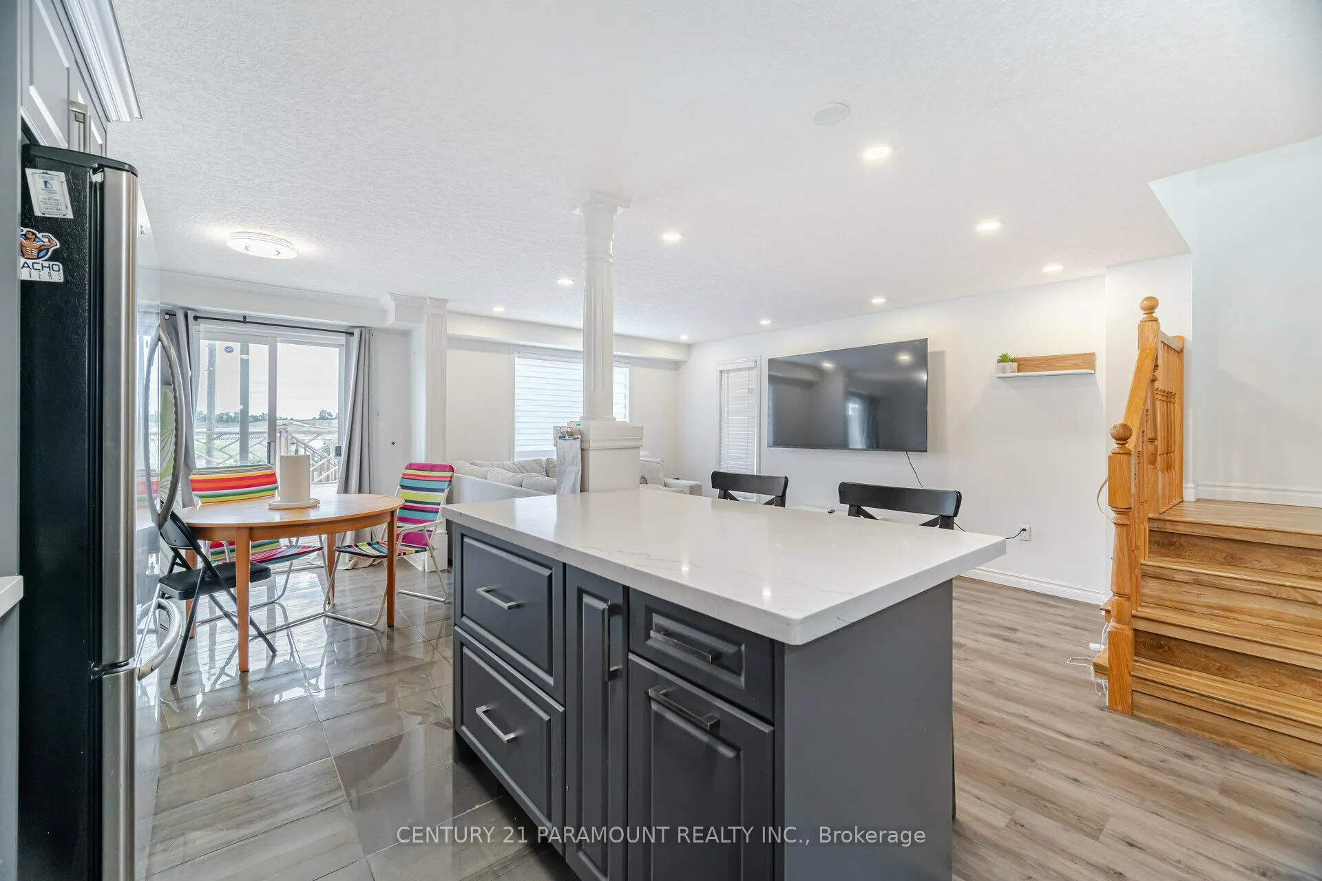 Photo 8 of 78 Periwinkle Street, Kitchener — HOMEH