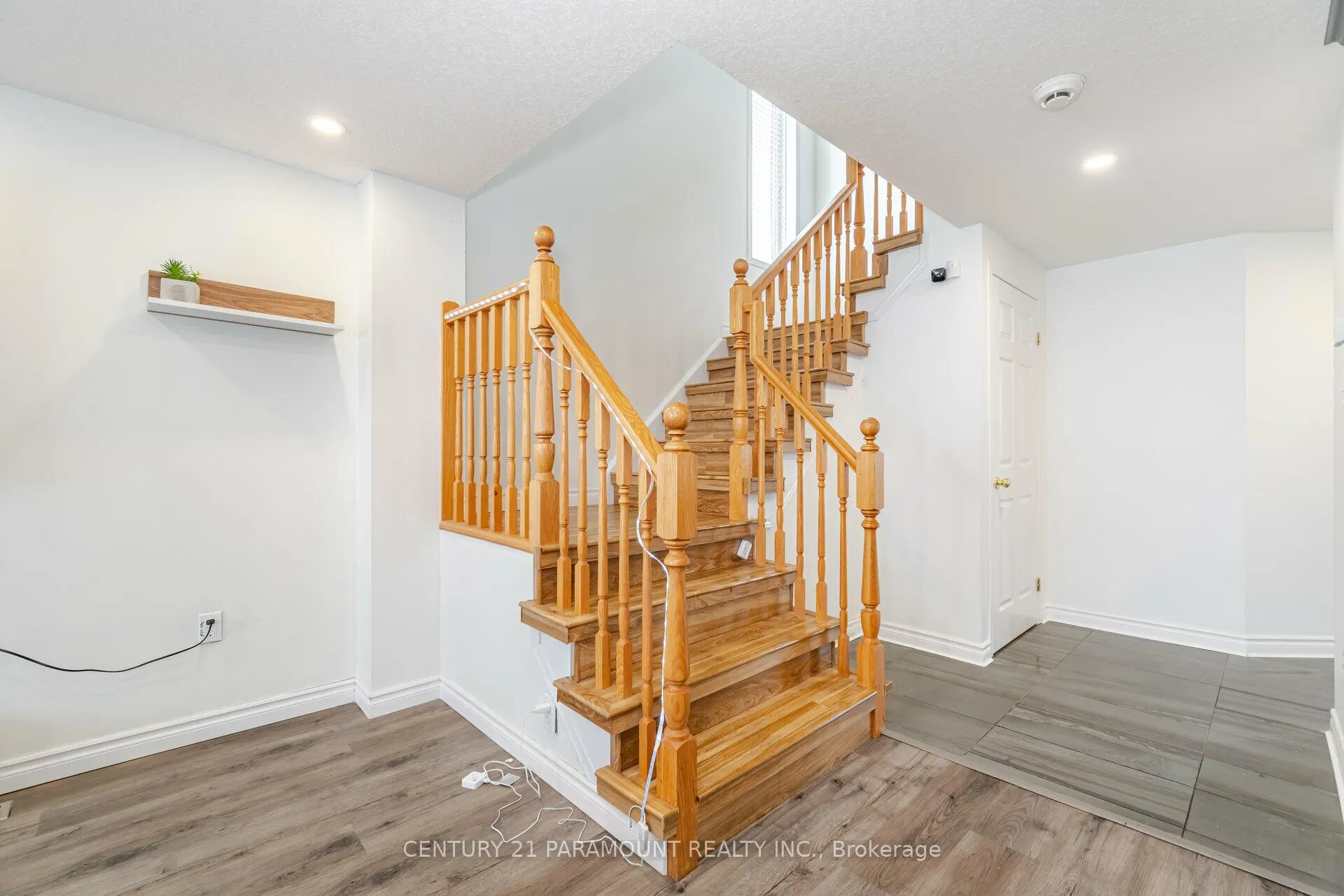 Photo 16 of 78 Periwinkle Street, Kitchener — HOMEH