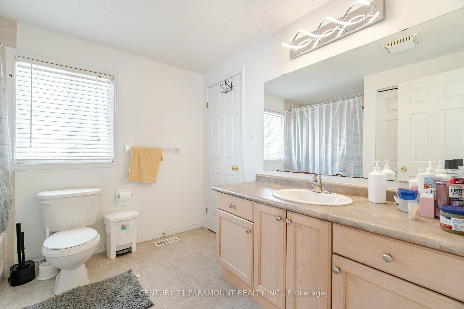 Photo 22 of 78 Periwinkle Street, Kitchener — HOMEH