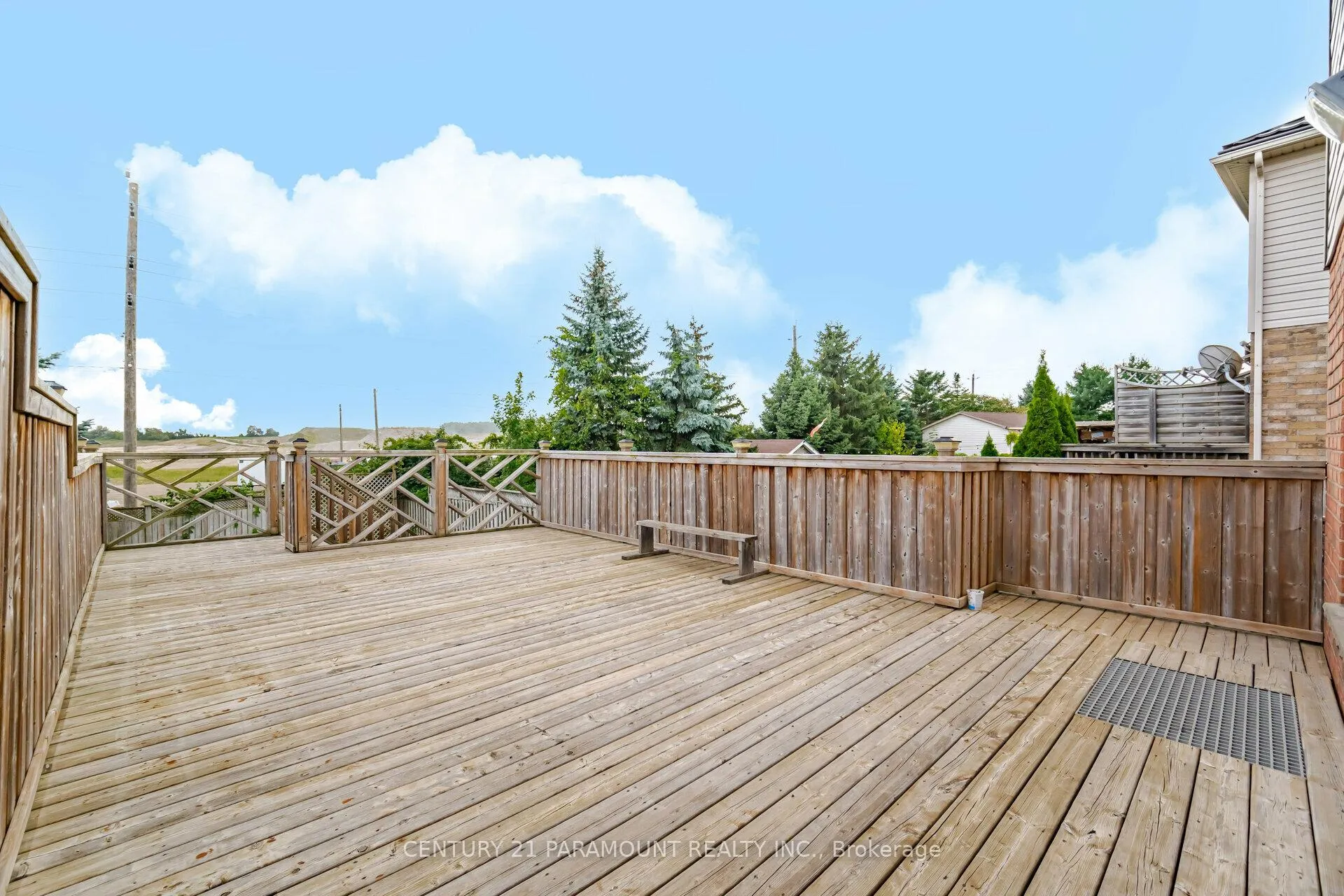 Photo 34 of 78 Periwinkle Street, Kitchener — HOMEH