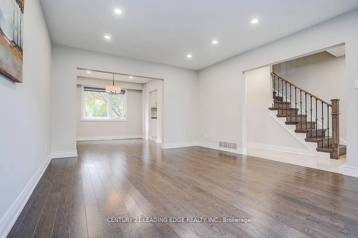 Photo 10 of 83 Southdale Drive, Markham, Bullock — HOMEH