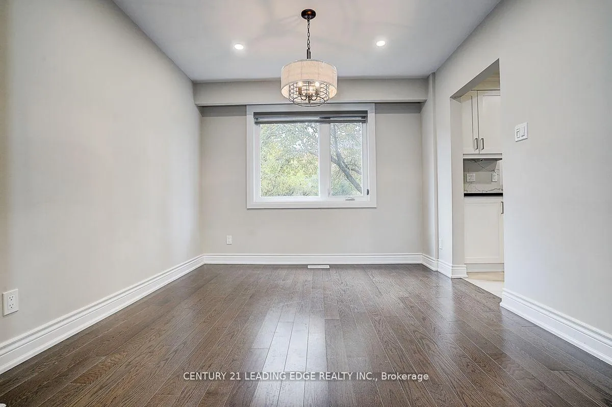 Photo 11 of 83 Southdale Drive, Markham, Bullock — HOMEH