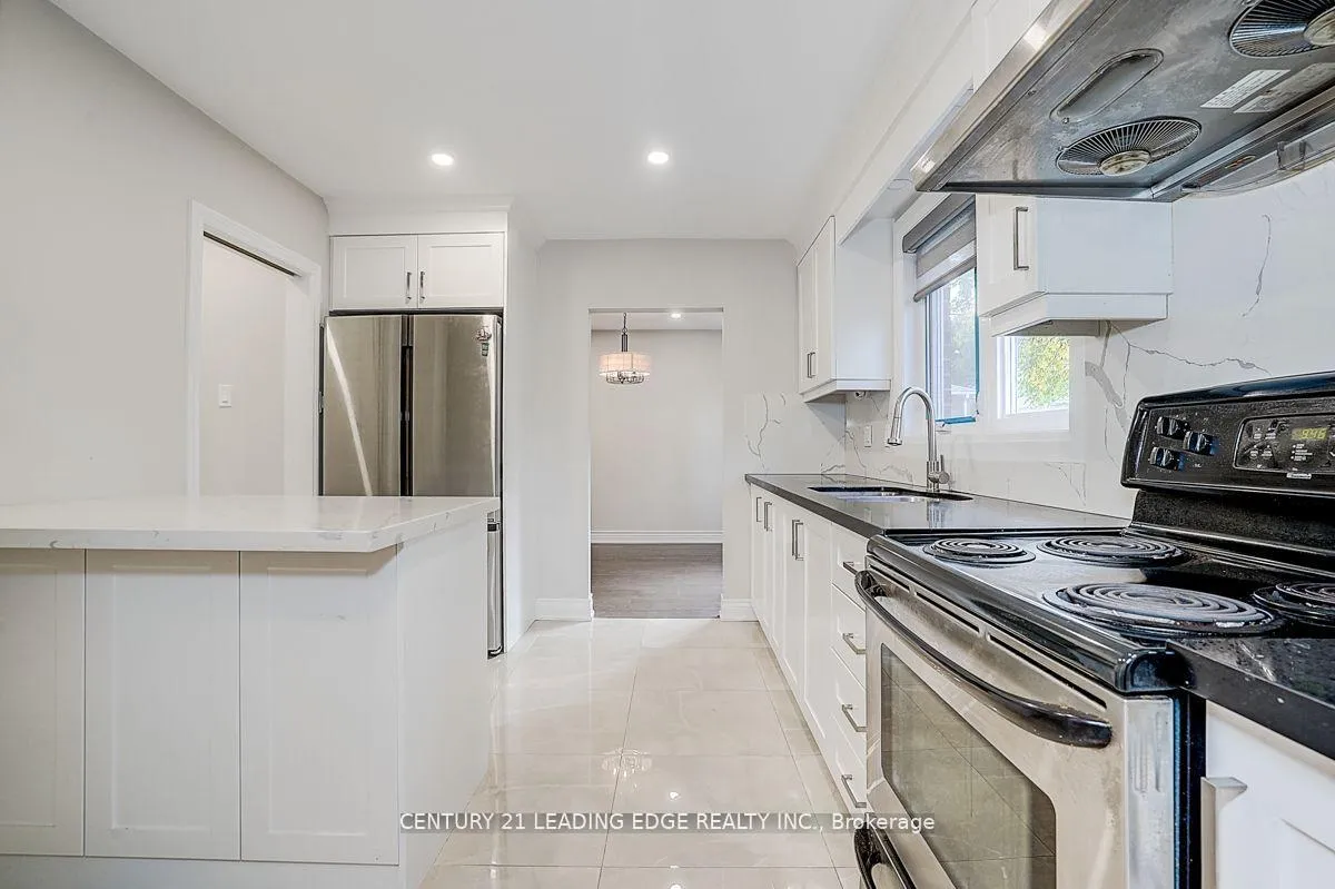 Photo 16 of 83 Southdale Drive, Markham, Bullock — HOMEH