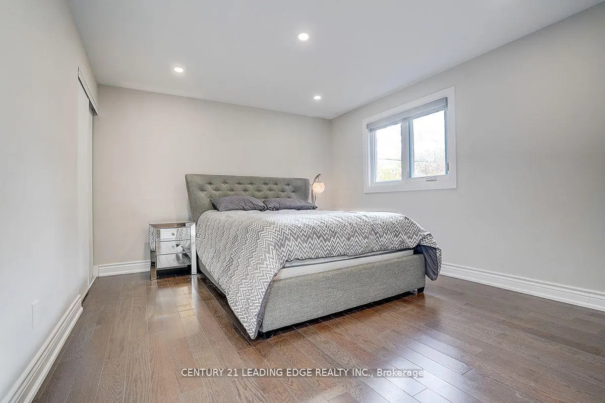 Photo 24 of 83 Southdale Drive, Markham, Bullock — HOMEH