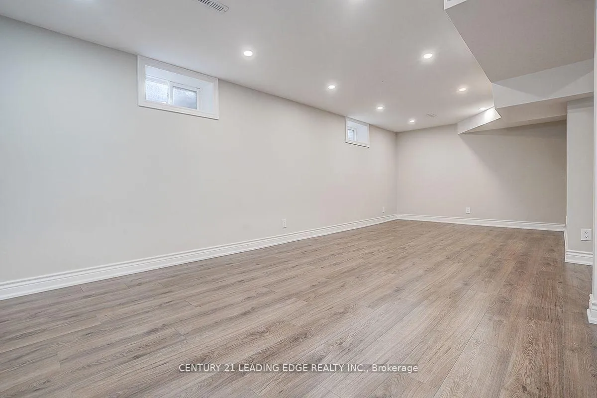 Photo 38 of 83 Southdale Drive, Markham, Bullock — HOMEH