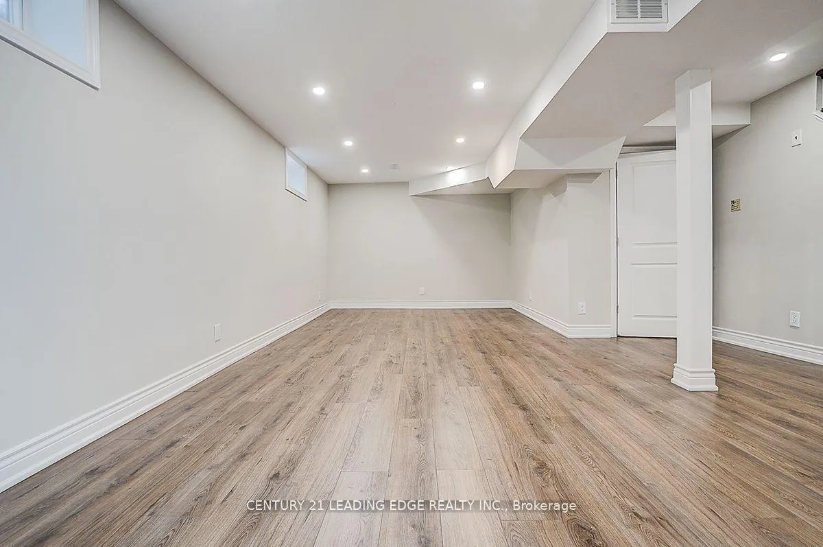 Photo 39 of 83 Southdale Drive, Markham, Bullock — HOMEH