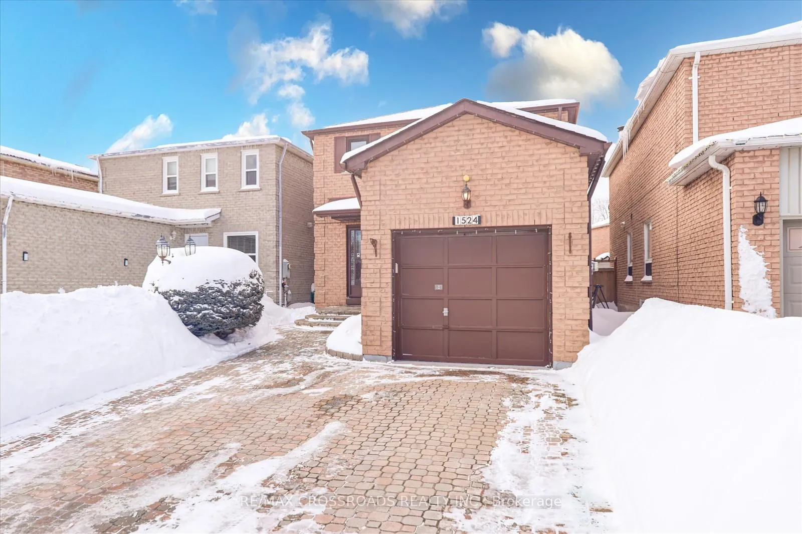 Photo 3 of 1524 Beechlawn Drive, Pickering, Village East — HOMEH