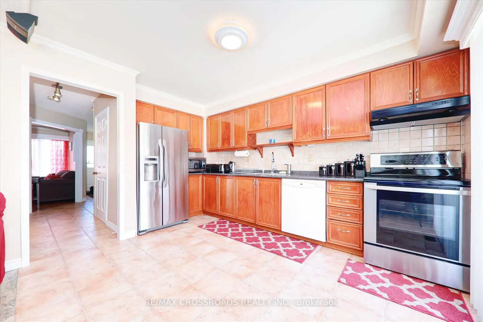 Photo 13 of 1524 Beechlawn Drive, Pickering, Village East — HOMEH