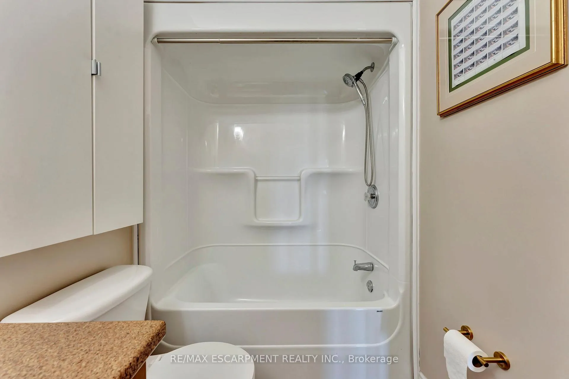 Photo 27 of 37 Oak Crescent, Haldimand — HOMEH