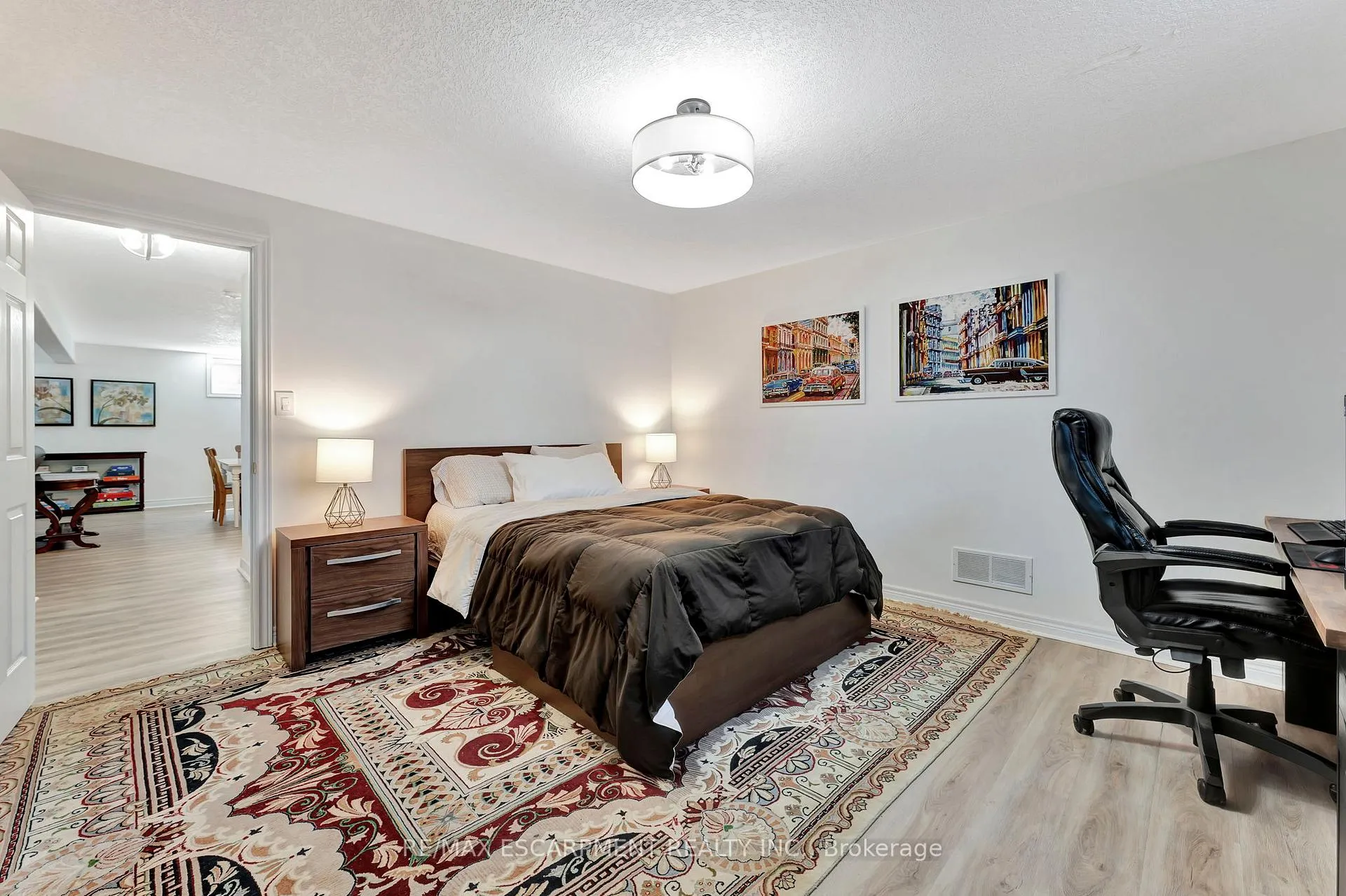 Photo 37 of 37 Oak Crescent, Haldimand — HOMEH